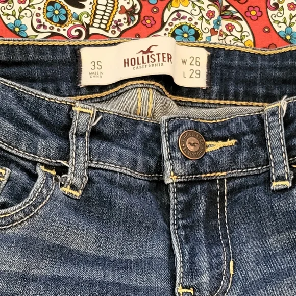 Hollister Skinny Jeans - Picture 4 of 4